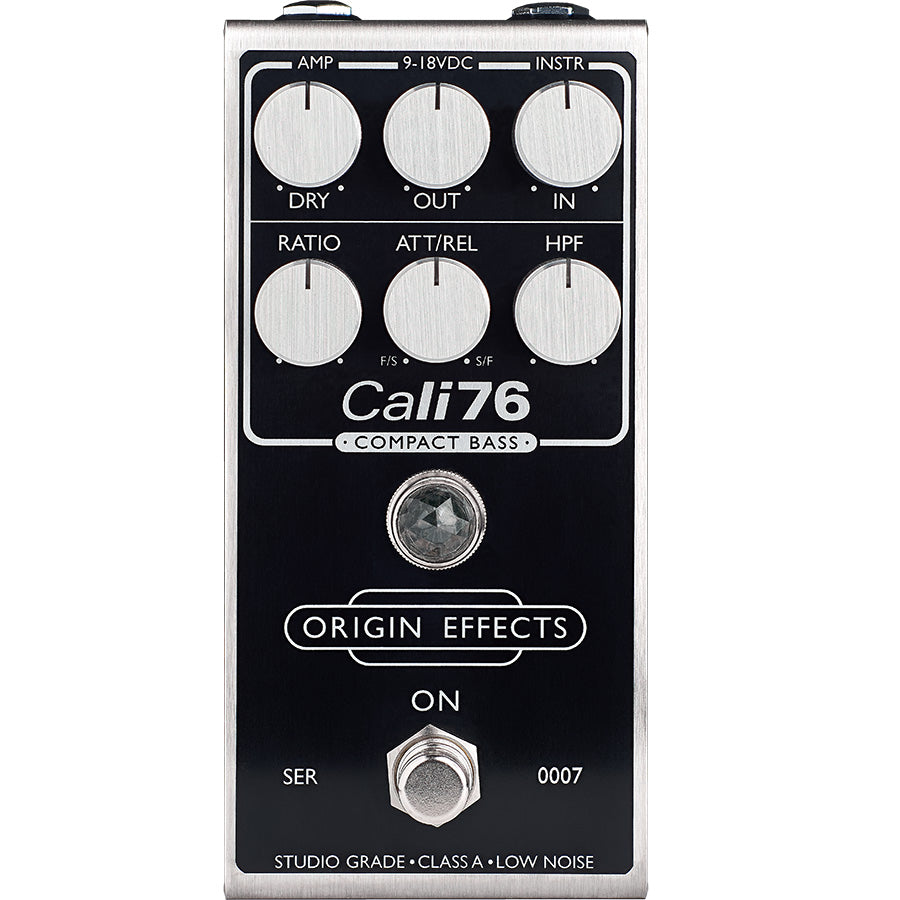 Cali76 Compact Bass '64 Black Panel