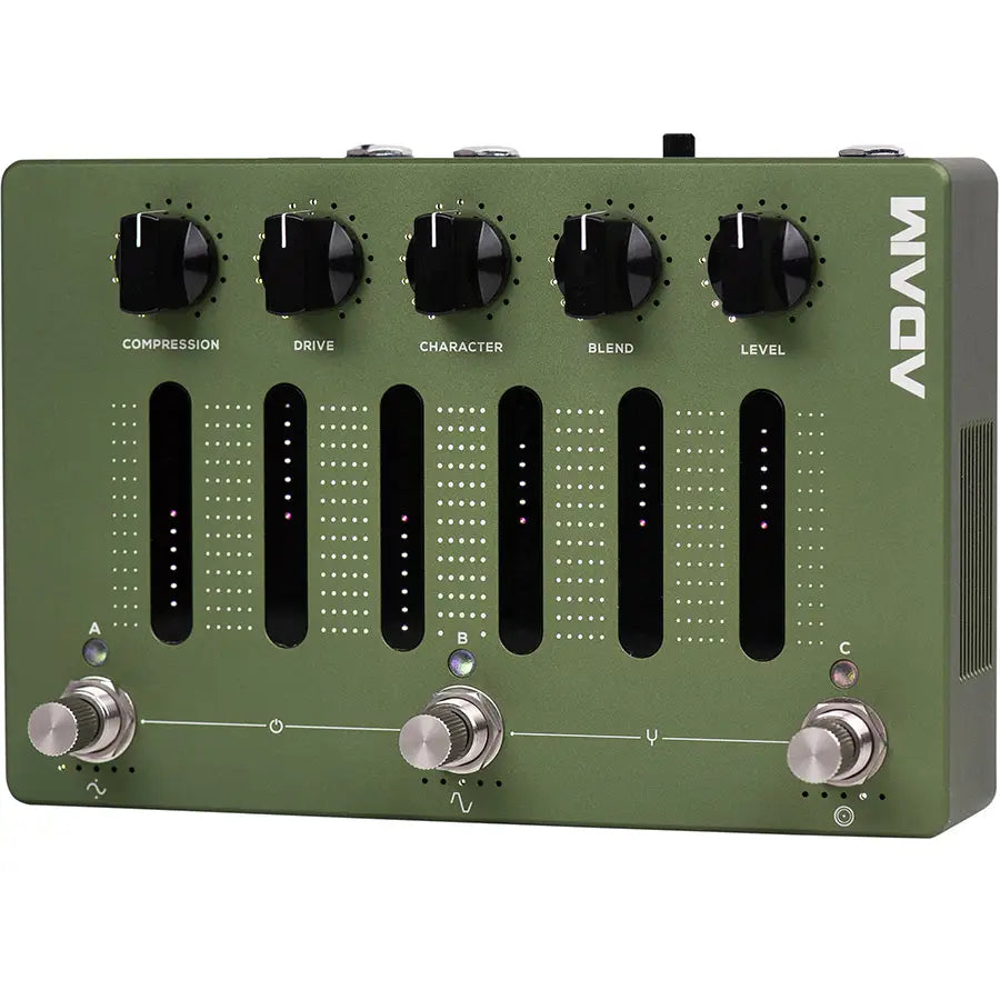 Darkglass Electronics Agressively Distorting Advanced Machine Bass Distortion & Compression