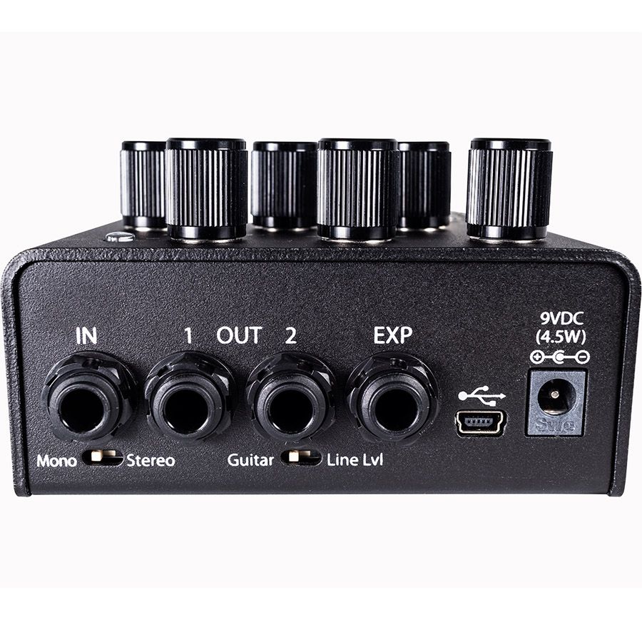 Eventide Blackhole reverb pedal, rear input and output panel
