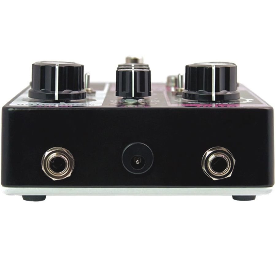 Rear jack panel of the Death by Audio Echo Dream 2 with two quarter inch jacks and the 9 to 18 volt DC socket