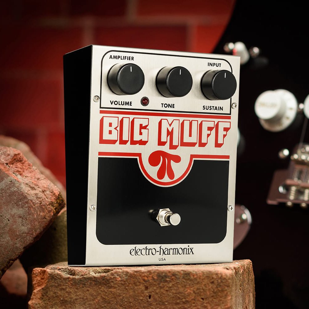 Electro-Harmonix Big Muff Pi Fuzz Distortion Sustainer