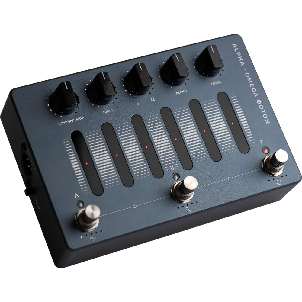 Darkglass Electronics Alpha Omega Photon Bass Distortion & Compression