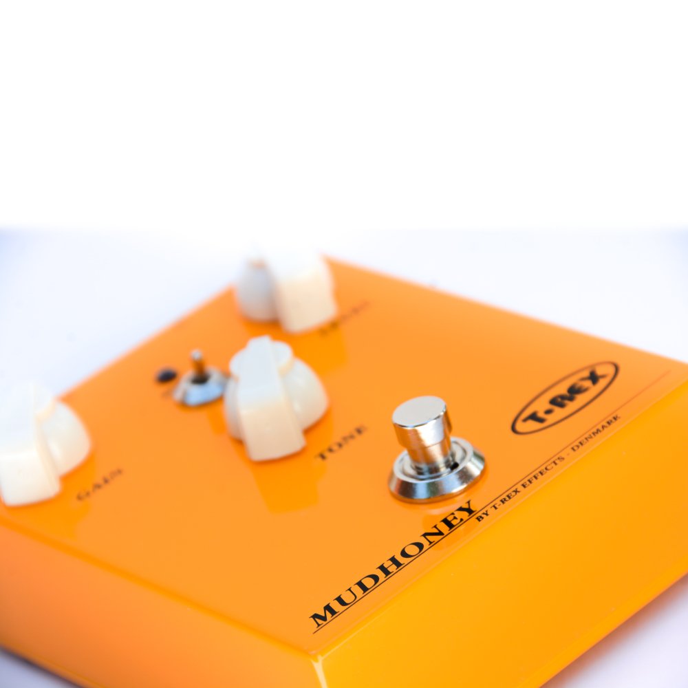 T-Rex Mudhoney Danish Collection distortion pedal — top panel controls