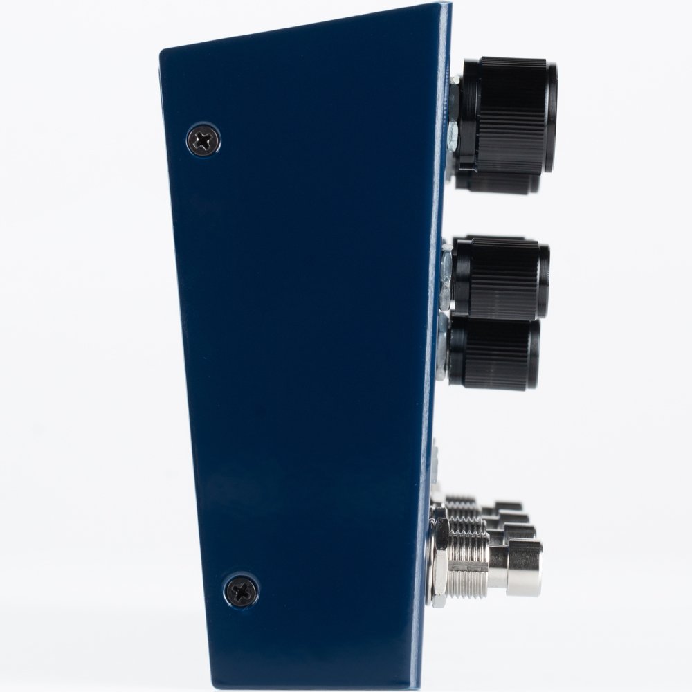 Meris MercuryX modular reverb pedal side profile view highlighting the top-mounted jacks