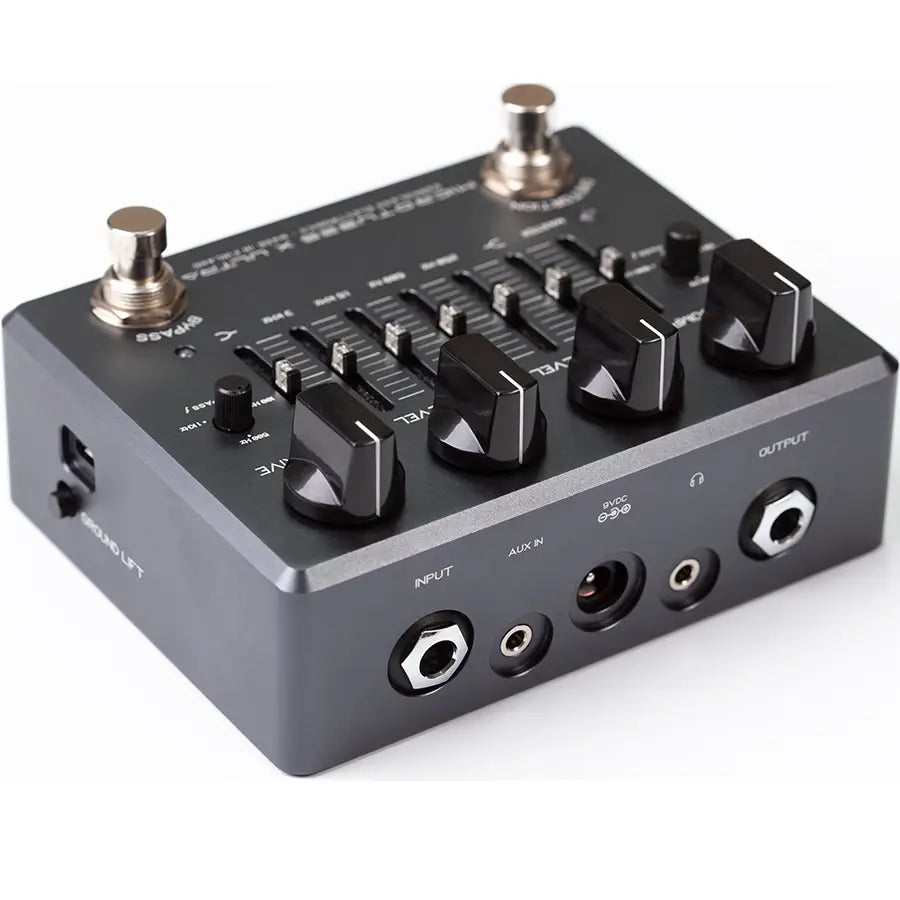 Microtubes X Ultra Bass Preamp & Distortion